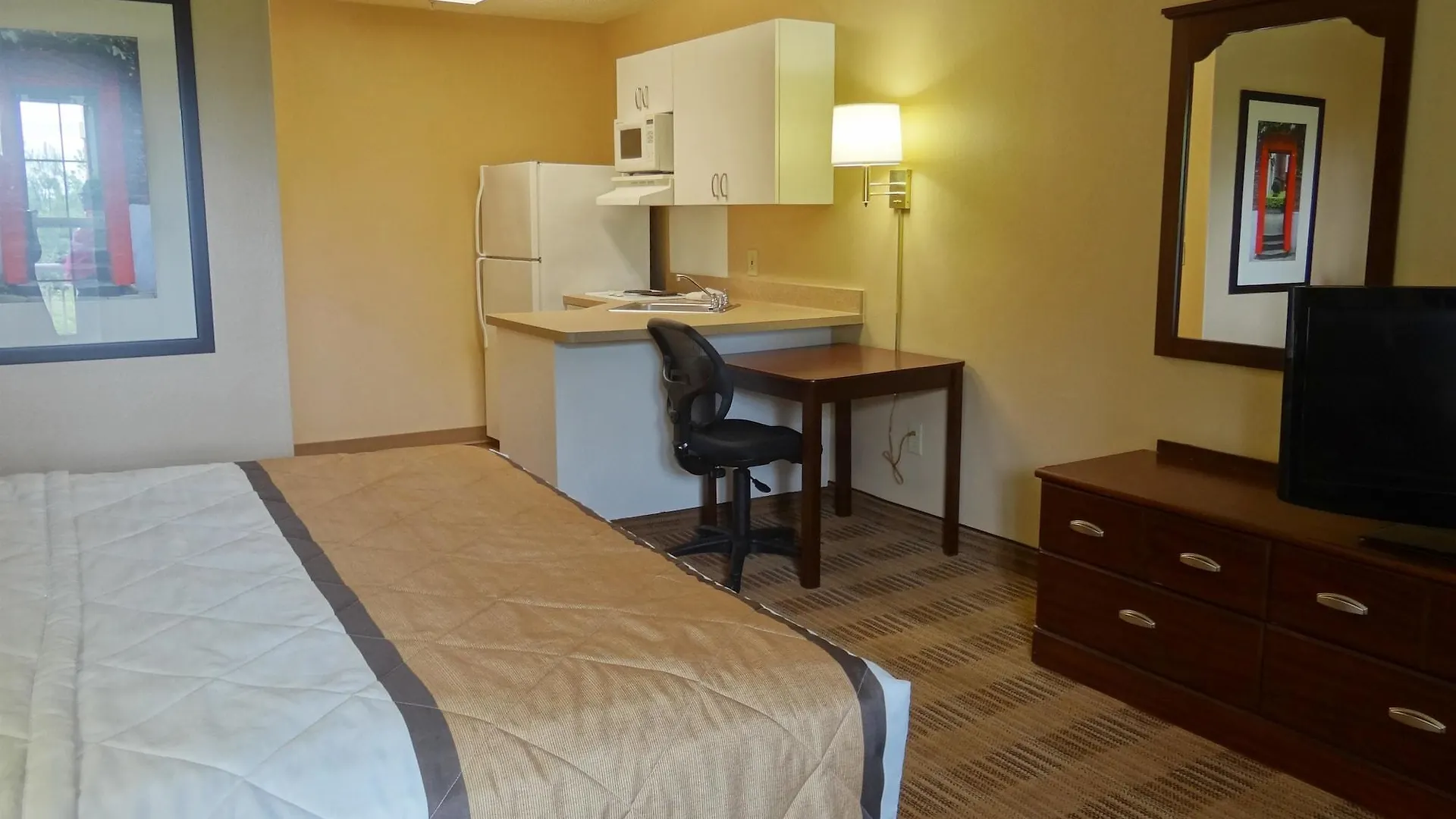 Extended Stay America - Sacramento - Arden Way Hotel